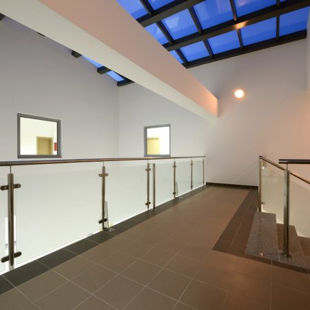 04- Post Glass Railings